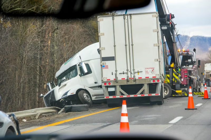Commercial truck collision lawyer Metairie